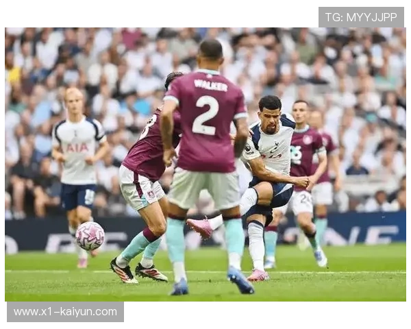 热刺2-2伯恩利,范德芬破门难掩球队五轮不胜低迷 热刺2-2伯恩利,范德芬破门难掩球队五轮不胜低迷